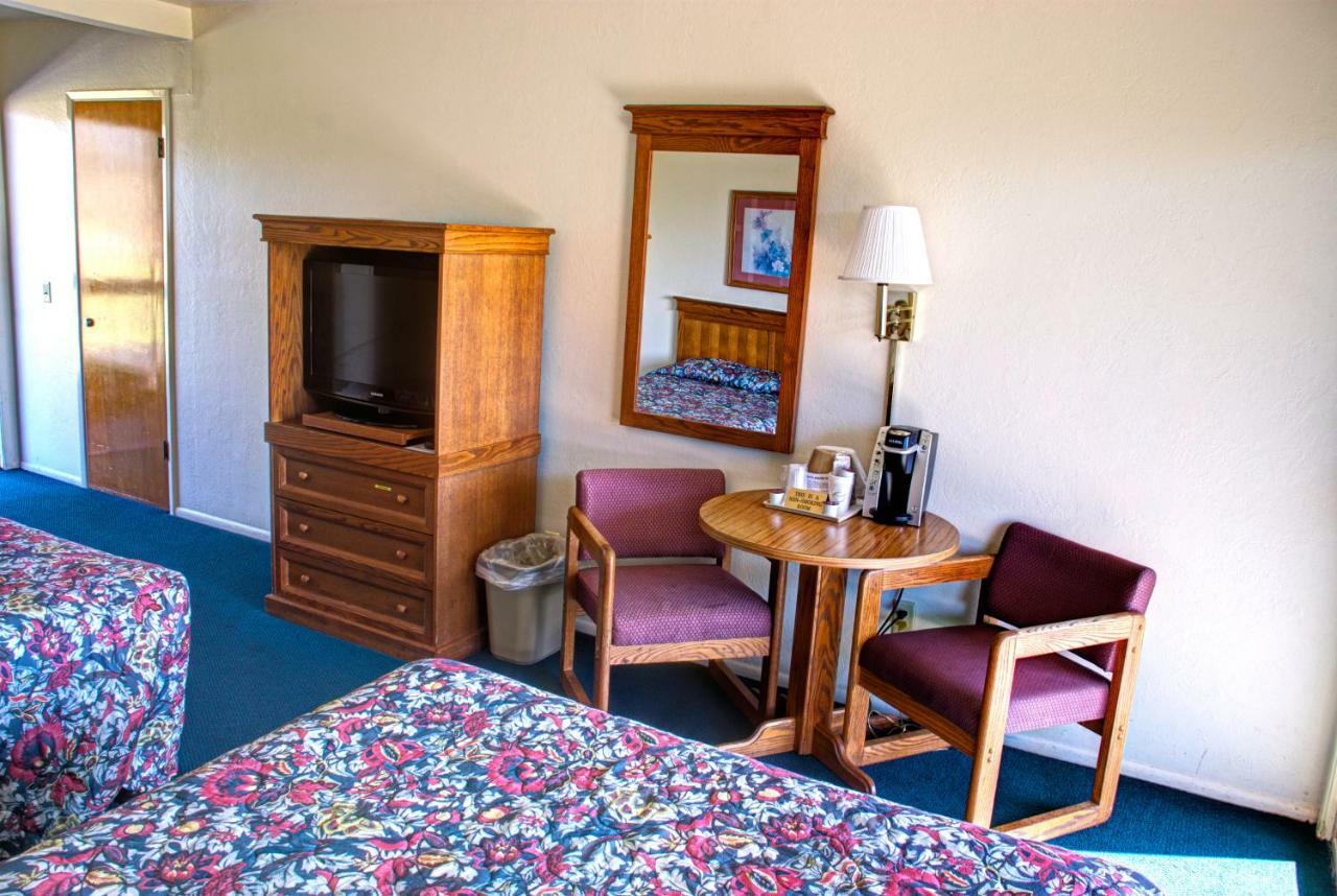 קרסנט סיטי Crescent Beach Motel חדר תמונה